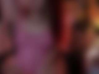Merida-Red's Live Sex Cam Show