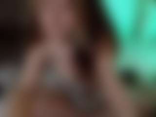 Merida-Red's Live Sex Cam Show
