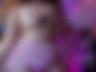 Merida-Red's Live Sex Cam Show