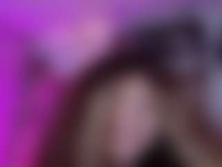 Merida-Red's Live Sex Cam Show