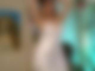 Merida-Red's Live Sex Cam Show