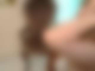 Merida-Red's Live Sex Cam Show