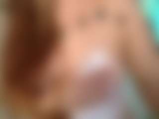 Merida-Red's Live Sex Cam Show