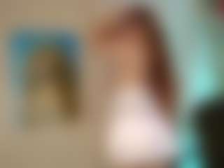 Merida-Red's Live Sex Cam Show