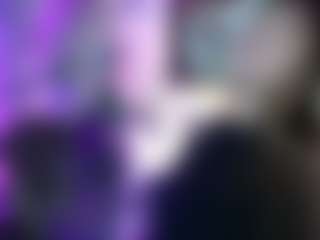Merida-Red's Live Sex Cam Show