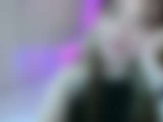 Merida-Red's Live Sex Cam Show