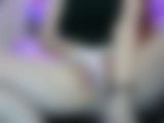 Merida-Red's Live Sex Cam Show