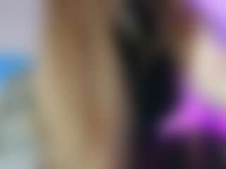 Merida-Red's Live Sex Cam Show