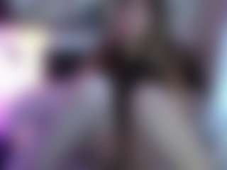Merida-Red's Live Sex Cam Show