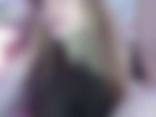 Merida-Red's Live Sex Cam Show