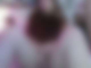 Merida-Red's Live Sex Cam Show