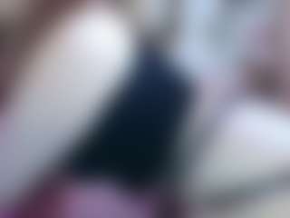 Merida-Red's Live Sex Cam Show