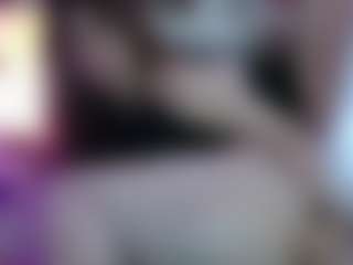 Merida-Red's Live Sex Cam Show