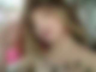 Merida-Red's Live Sex Cam Show