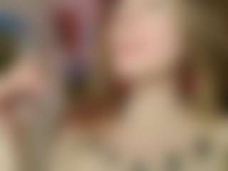 Merida-Red's Live Sex Cam Show