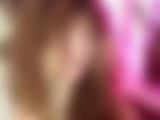 Merida-Red's Live Sex Cam Show