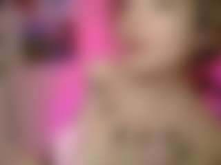 Merida-Red's Live Sex Cam Show