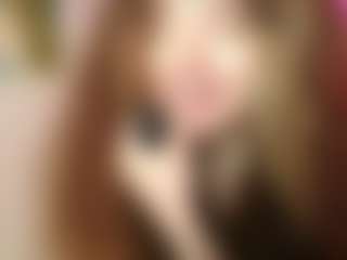 Merida-Red's Live Sex Cam Show