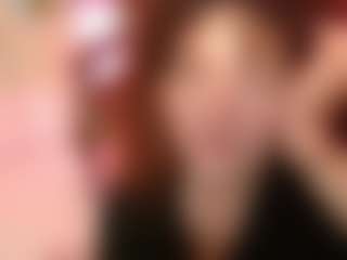 Merida-Red's Live Sex Cam Show