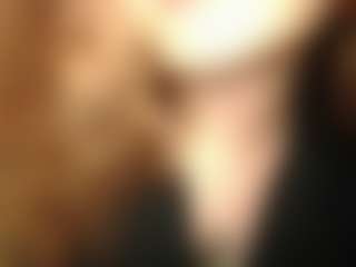 Merida-Red's Live Sex Cam Show