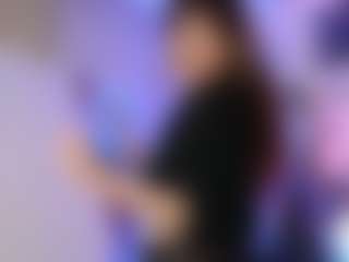 Merida-Red's Live Sex Cam Show