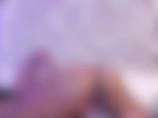 Live cam show with naughtyebonyy - Squirt on CamwithHer