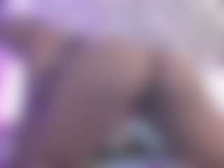 Live cam show with naughtyebonyy - College on xDating