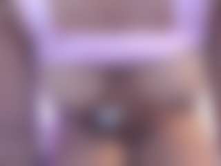 naughtyebonyy's Live Sex Cam Show