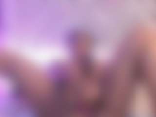 Spettacolo in cam dal vivo con naughtyebonyy - Curvy Teen (18+) su Camsoda