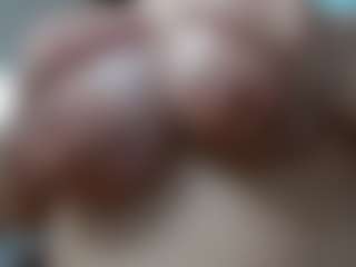 Live cam show with Salmamilf - BBW Mature on CamwithHer