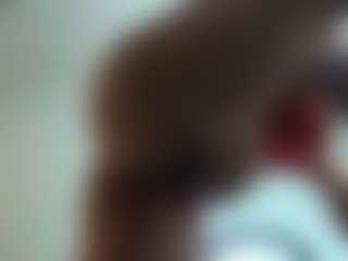Salmamilf MILF webcam performer live streaming