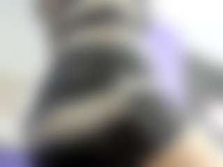 Salmamilf's Live Sex Cam Show