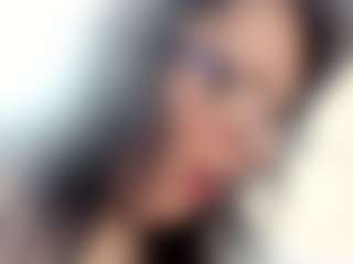 Salmamilf's Live Sex Cam Show