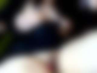 Salmamilf's Live Sex Cam Show
