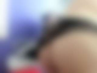 Live cam show with Salmamilf - Toys on livesuperchat.net