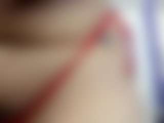 Live cam show with Salmamilf - Fingers on x69.live