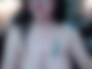 Salmamilf's Live Sex Cam Show