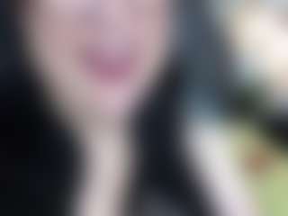 Salmamilf's Live Sex Cam Show