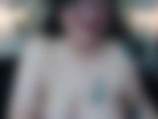 Salmamilf's Live Sex Cam Show