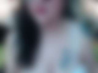 Salmamilf's Live Sex Cam Show