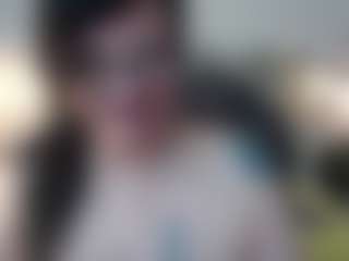 Salmamilf's Live Sex Cam Show