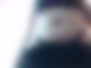 Live cam show with Salmamilf - Glasses on CamClone