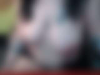 Live cam show with Salmamilf - Spank Mature on AdultVida.com