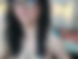 Salmamilf's Live Sex Cam Show