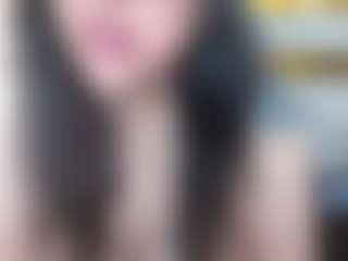 Salmamilf's Live Sex Cam Show