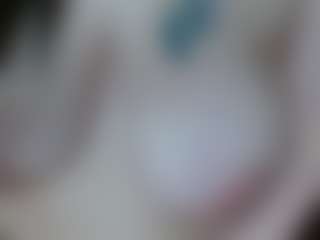 Salmamilf MILF webcam performer live streaming