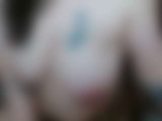 Salmamilf's Live Sex Cam Show