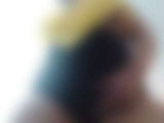 Salmamilf's Live Sex Cam Show