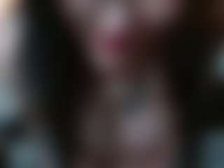 Salmamilf's Live Sex Cam Show
