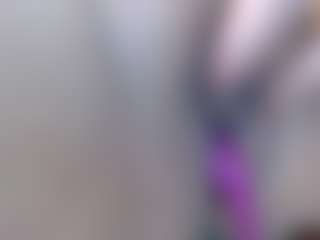 Salmamilf's Live Sex Cam Show